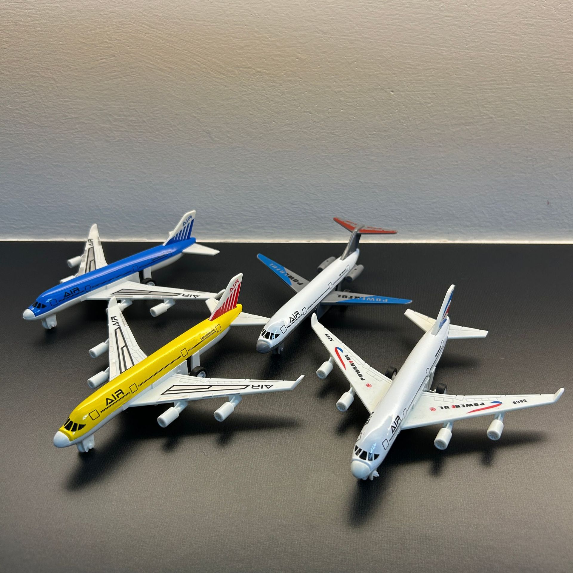 미니어처 항공 모형 어린이 장난감 시뮬레이션 합금 항공 - Model Airplane Plastic 리뷰 및 가격